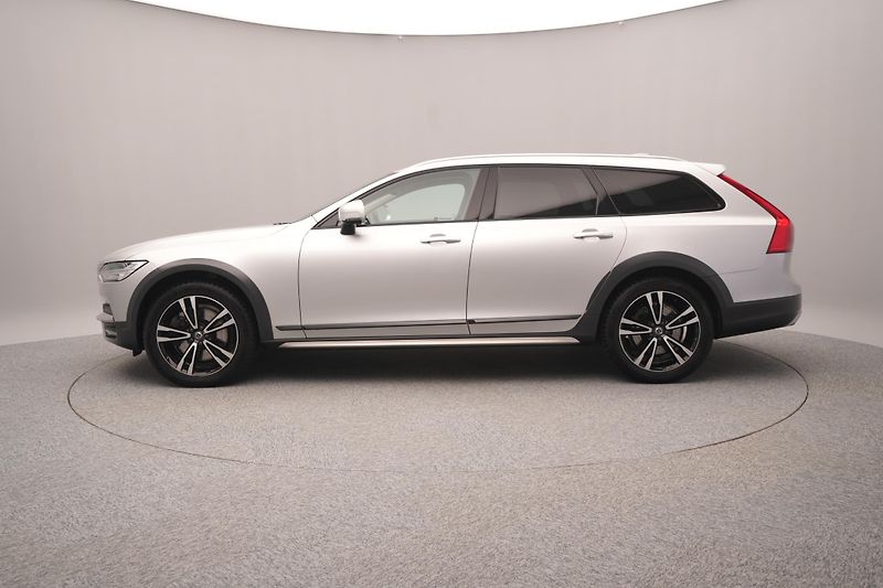 Volvo V90 CC D5 AWD PRO POLESTAR CZ  - fotka 7 z 47