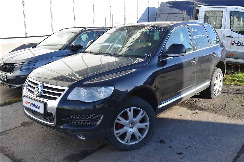 Volkswagen Touareg 2,5 TDI RS AT