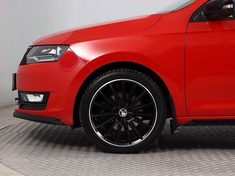 Škoda Rapid (2018) Spaceback 1.0 TSI, Tempomat - fotka 12 z 16