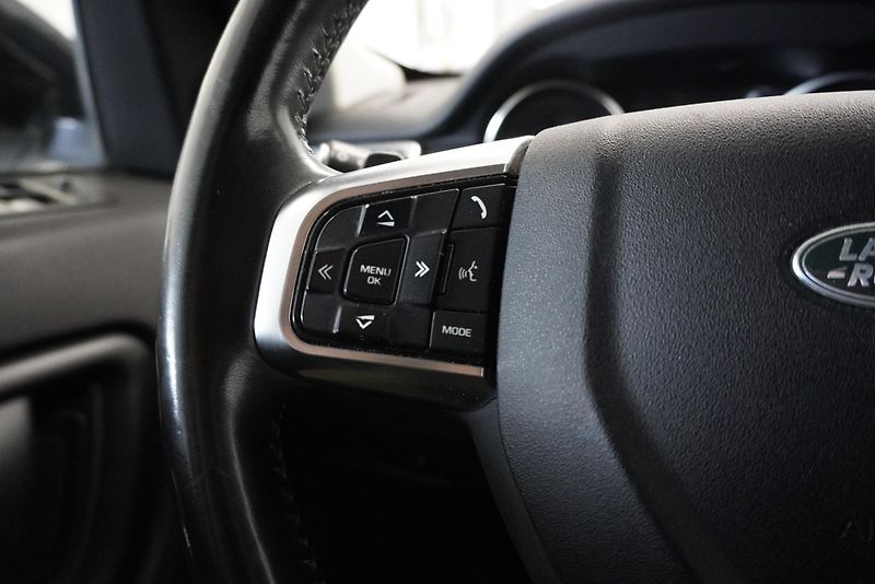 Land Rover Discovery Sport 2.0D 177kW 4x4 AUTOMAT - fotka 15 z 29