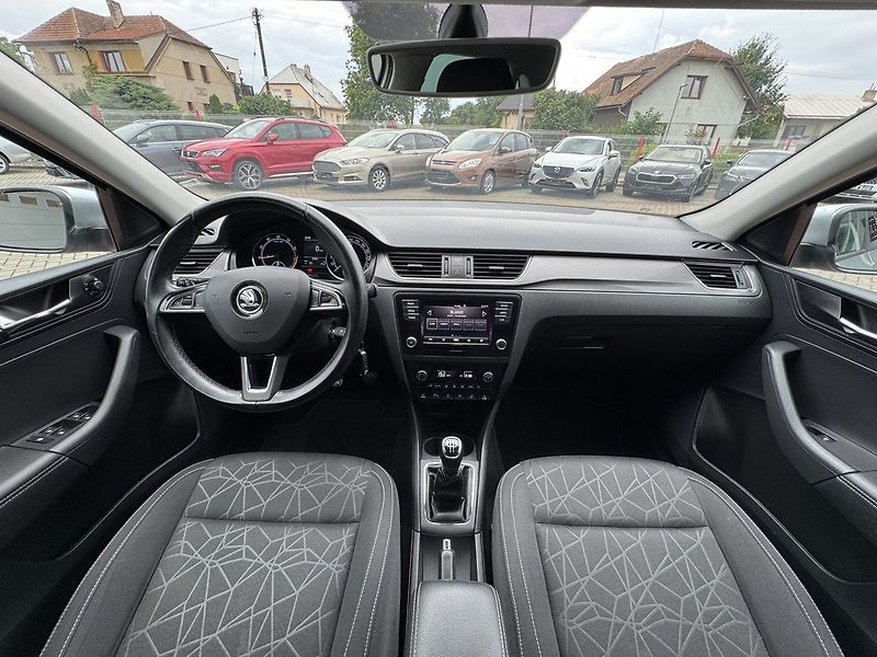 Škoda Rapid (2018) 1.0TSi Xenony Digi Klima DAB - fotka 6 z 48