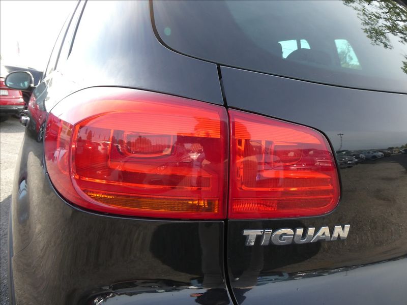 Volkswagen Tiguan 2,0 TDi 130kW 4MOTION, závěs - fotka 11 z 43