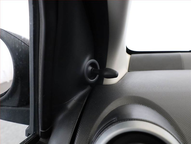 Citroën C1 (2007) 1.0, po STK, jezdí výborně - fotka 11 z 11