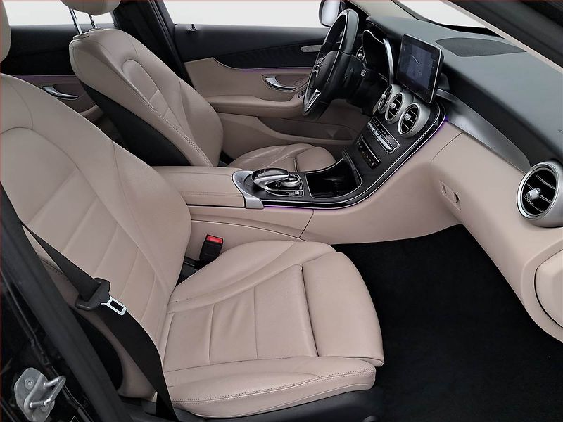 Mercedes-Benz Třídy C (2018) C 220 d, Automat, Kůže, Navi - fotka 9 z 21