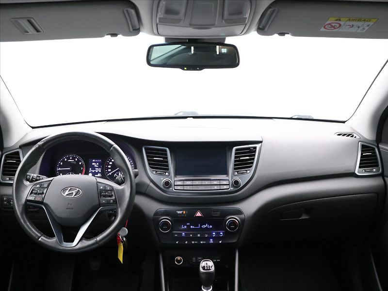 Hyundai Tucson 1,6 T-GDI 130kW Best of Czech - fotka 21 z 29