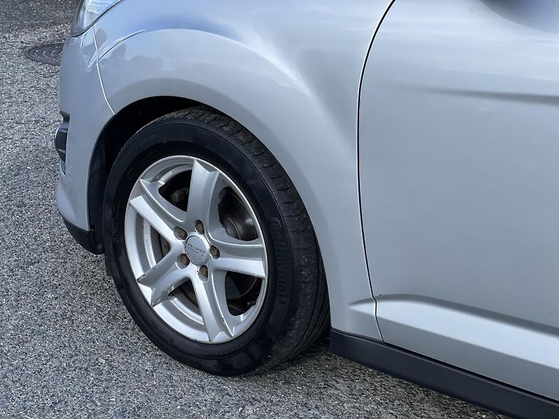 Ford C-MAX 1.6i 16v KLIMA KOUPENO V ČR - fotka 34 z 37