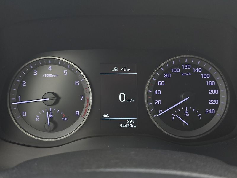 Hyundai Tucson (2019) N-Line 1.6 T-GDi 130kW, Serv.k - fotka 17 z 29