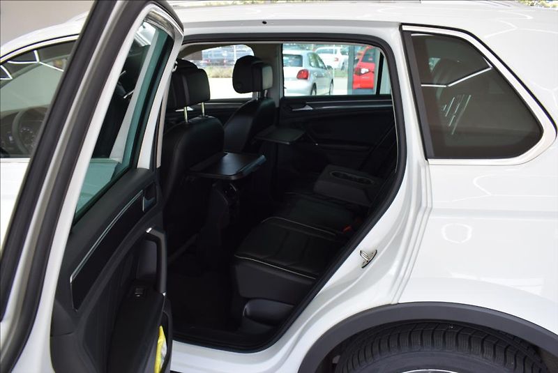 Volkswagen Tiguan 2,0 TDI, DSG,Head Up,Virtual, - fotka 11 z 55