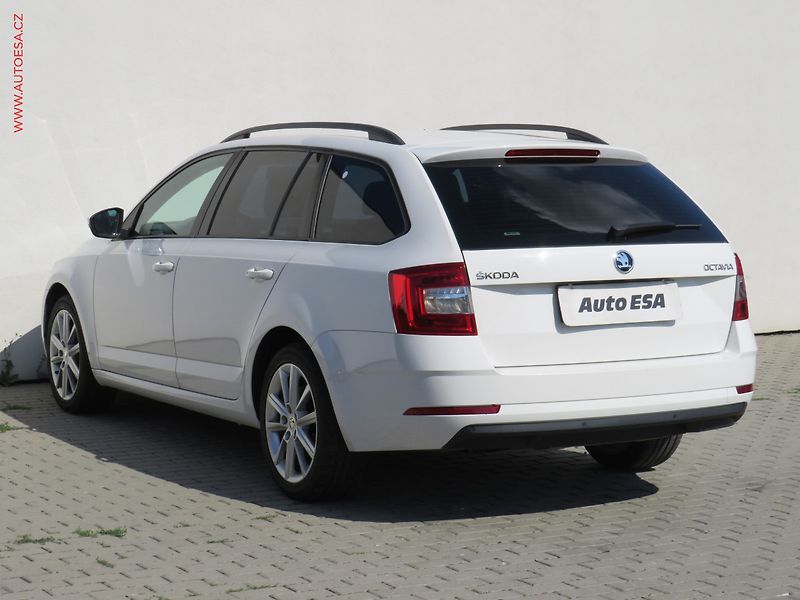 Škoda Octavia (2018) 1.6 TDi, ČR, Ambition - fotka 6 z 19