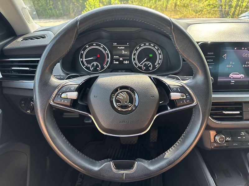 Škoda Scala (2023) 1.5 TSI DSG Style - fotka 18 z 32