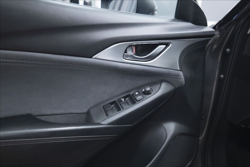 Mazda CX-3 2,0 SKYACTIV AWD KAMERA VÝHŘEV - fotka 19 z 41