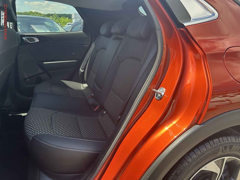 Kia XCeed (2023) 1.5 T-GDi, Exclusive, AT - fotka 10 z 20