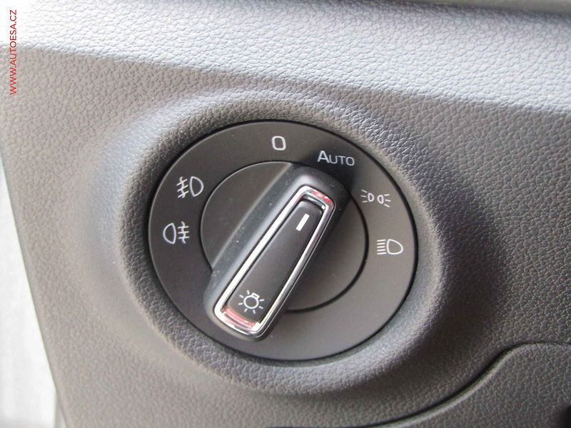 Škoda Kamiq (2022) 1.5 TSi, 1.maj,ČR, Style, DSG - fotka 12 z 20