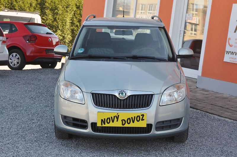Škoda Fabia (2009) 1.2i 51kW AMBITION 118.400km - fotka 2 z 38