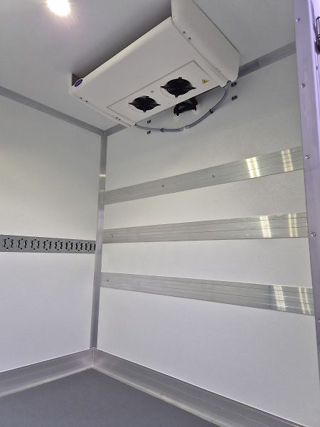 Renault Master (2026) 170k, Platforma, Chladící - fotka 10 z 11
