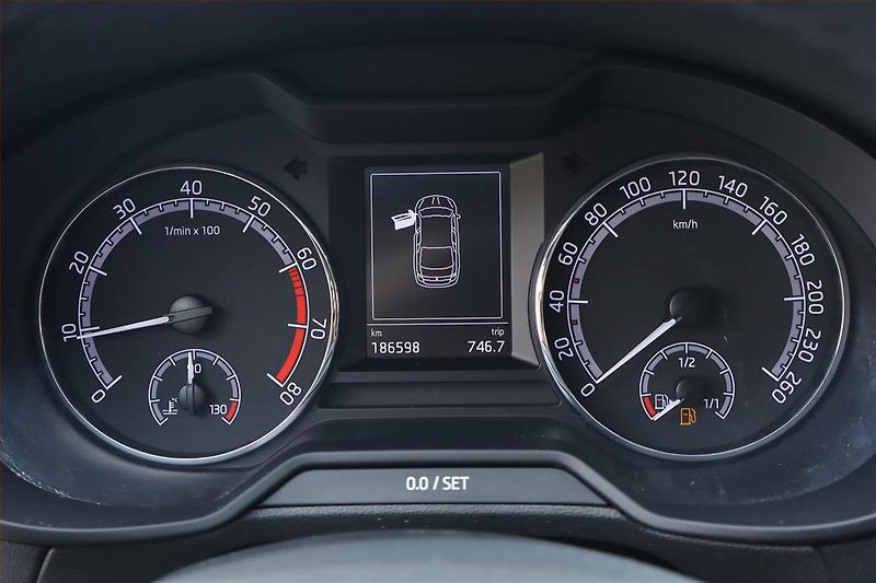 Škoda Octavia (2018) 1.5 TSI, Serv.kniha, Tempomat - fotka 11 z 22