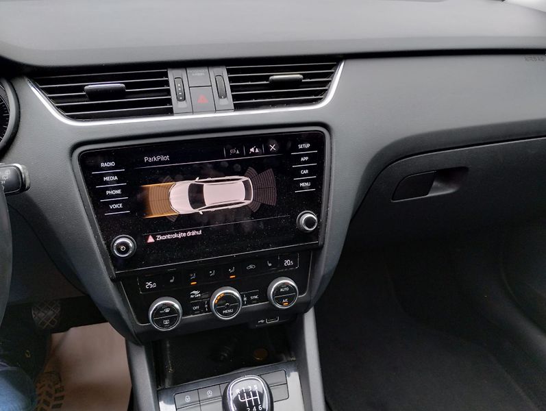 Škoda Octavia (2018) - fotka 6 z 6