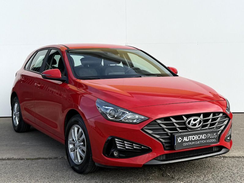 Hyundai i30 1.5 DPi 81kW Smart - fotka 6 z 17