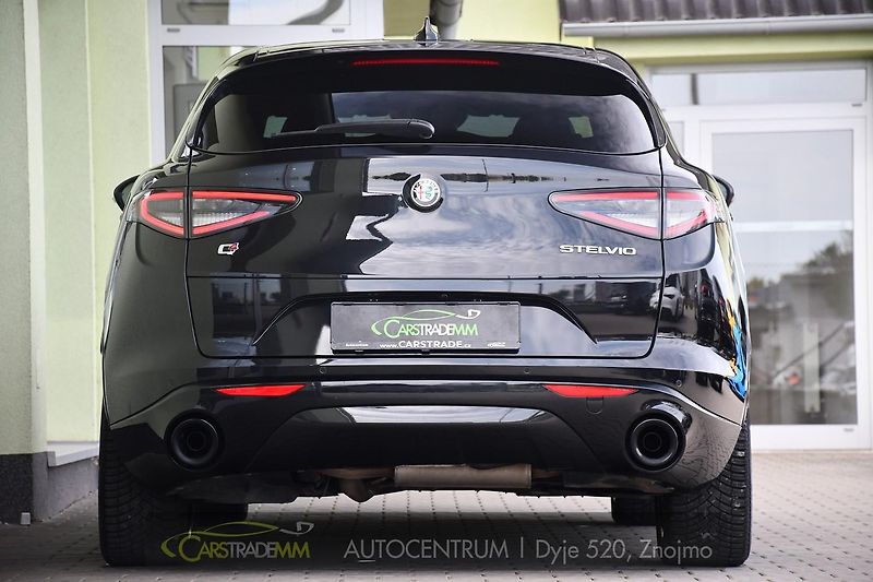 Alfa Romeo Stelvio 2.2 Diesel 16V Veloce TAŽNÉ - fotka 4 z 52