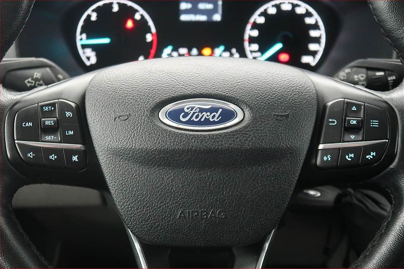 Ford Tourneo Custom (2022) Trend 2.0 EcoBlue, ČR, 1Maj - fotka 19 z 19