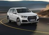 Audi Q7 je nejen široké, ale i dlouhé