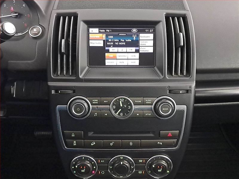 Land Rover Freelander (2013) 2.2 TD4, 4X4, Automat, Xenony - fotka 12 z 20