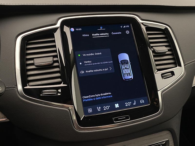 Volvo XC90 T8 AWD RECHARGE PLUS DARK CZ - fotka 46 z 73