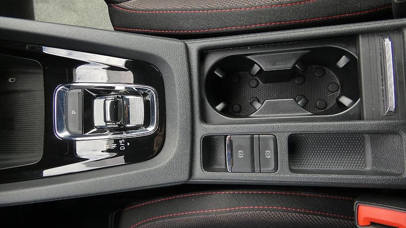 Škoda Octavia 2.0 TSI 180kW DSG RS - fotka 18 z 27