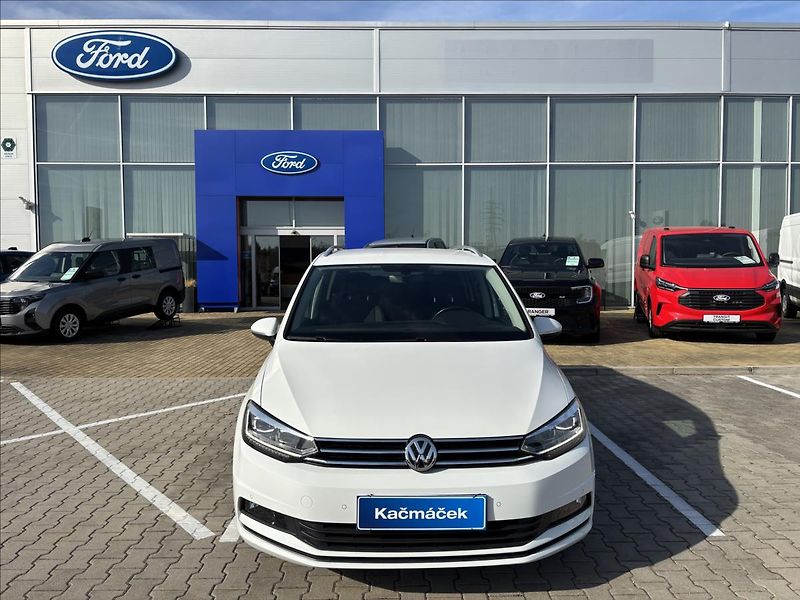 Volkswagen Touran 1,5 TSi Maraton Edition 7.Míst - fotka 8 z 47