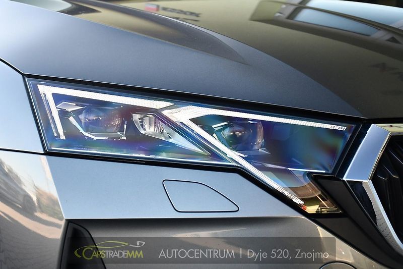 Škoda Octavia 2.0TDi TOP SELECTION DSG ZÁRUK - fotka 54 z 55