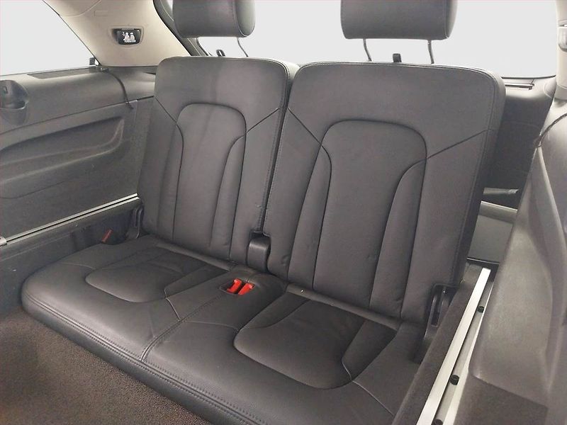 Audi Q7 (2011) 3.0 TDI, 4X4, Automat, 7 míst - fotka 25 z 25