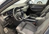 Audi Q8 e-tron 55 Q S-Line 360k Tažné SoH 94% - náhled 16