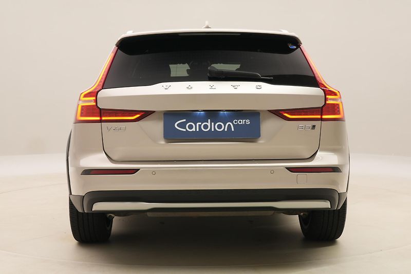 Volvo V60 CC B5 AWD BRIGHT PLUS AUT  - fotka 11 z 58