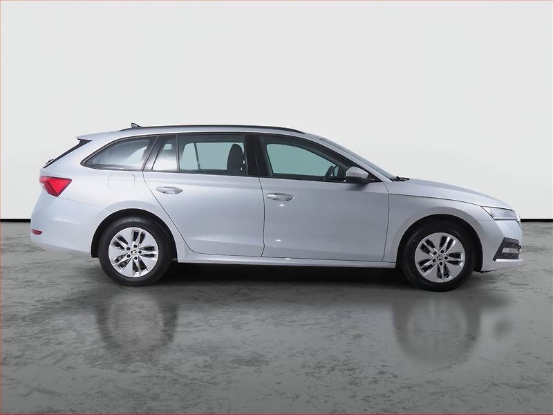 Škoda Octavia (2022) Ambition 2.0 TDI, ČR,1.maj - fotka 6 z 15