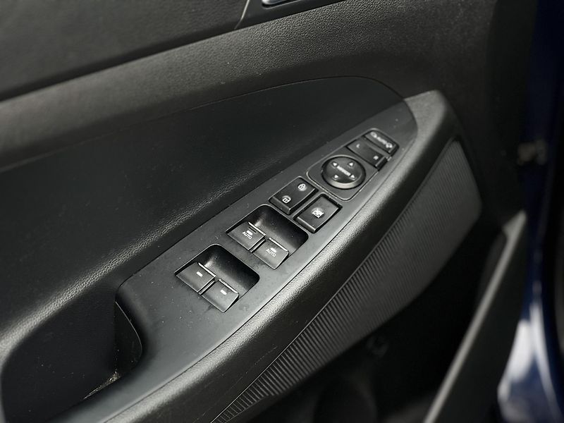 Hyundai Tucson (2020) 1.6 T-GDI 130KW - fotka 8 z 18