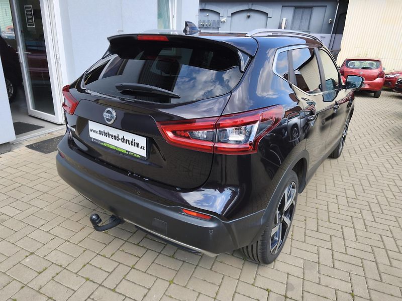 Nissan Qashqai (2017) 1,6 DIG-T 120kW-zadáno! - fotka 12 z 20
