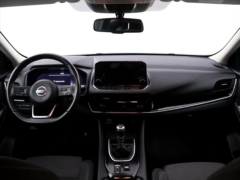 Nissan Qashqai 1,3 T-GDI N-Connecta CZ - fotka 25 z 32