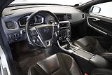Volvo V60  2,0 T4 R-DESIGN AUTOMAT - náhled 16