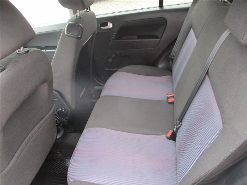 Ford Fusion 1,4 i 16v, klimatizace,servis, - fotka 12 z 30