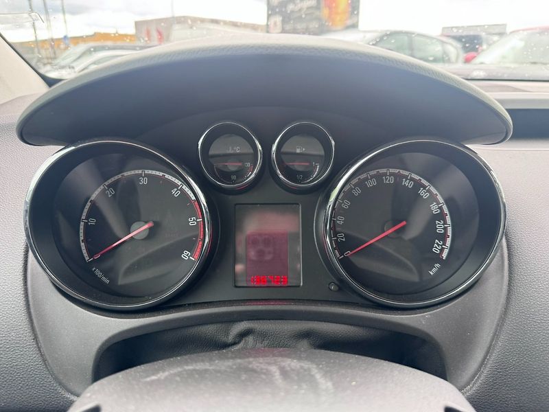 Opel Meriva (2010) AUTOMAT 1,7 CDTI 74 KW STK - fotka 22 z 37