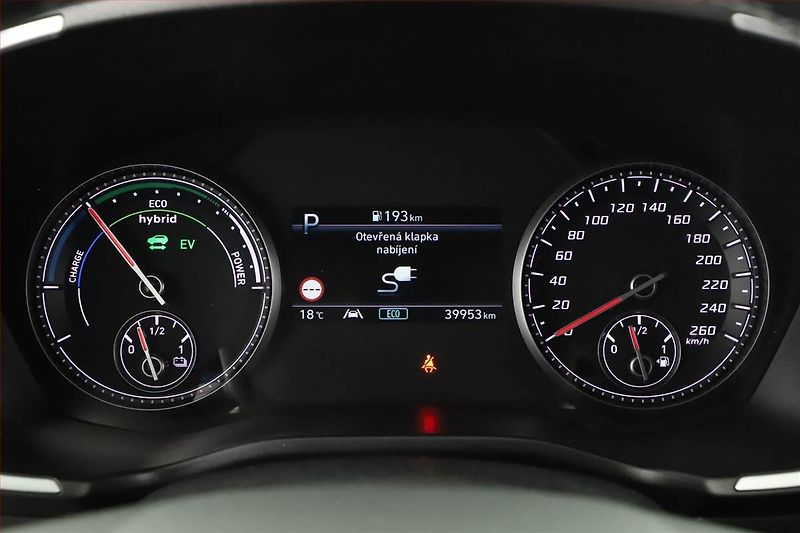 Hyundai Santa Fe (2023) Style Plug-in Hybrid, ČR - fotka 8 z 19