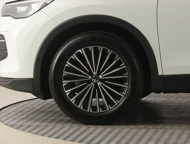 Volkswagen Tiguan (2025) Life 1.5 eTSI, digi klima - fotka 15 z 31