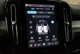 Volvo XC40 B4 AWD ULTIMATE BRIGHT*ČR 1.M* - náhled 24