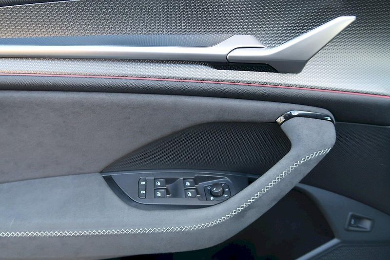 Škoda Kodiaq (2025) SportLine 2,0 TDi/110 kW  DSg - fotka 17 z 32