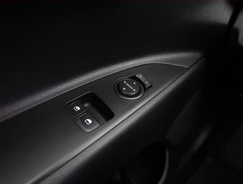 Kia Rio (2022) 1.2 DPI - fotka 13 z 17