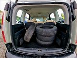Škoda Roomster (2007) 1,2 12V HTP Com - náhled 17