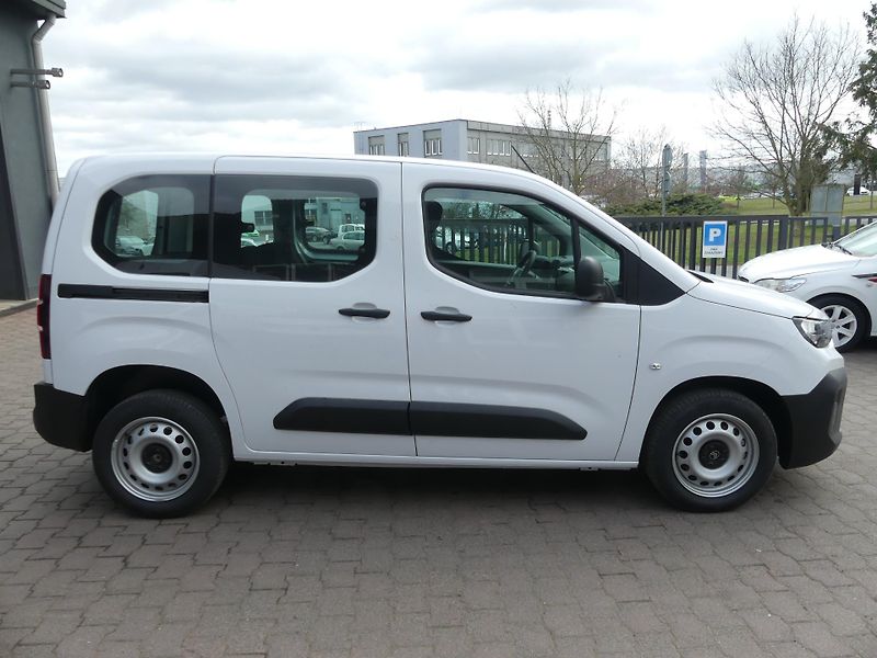 Citroën Berlingo (2026) YOU PROFI Diesel 100k Manual - fotka 4 z 19