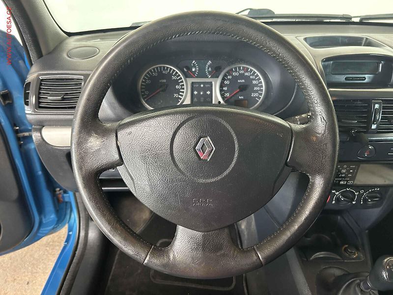 Renault Clio (2003) 1.4i, 1.maj, AC, el. výbava - fotka 14 z 14