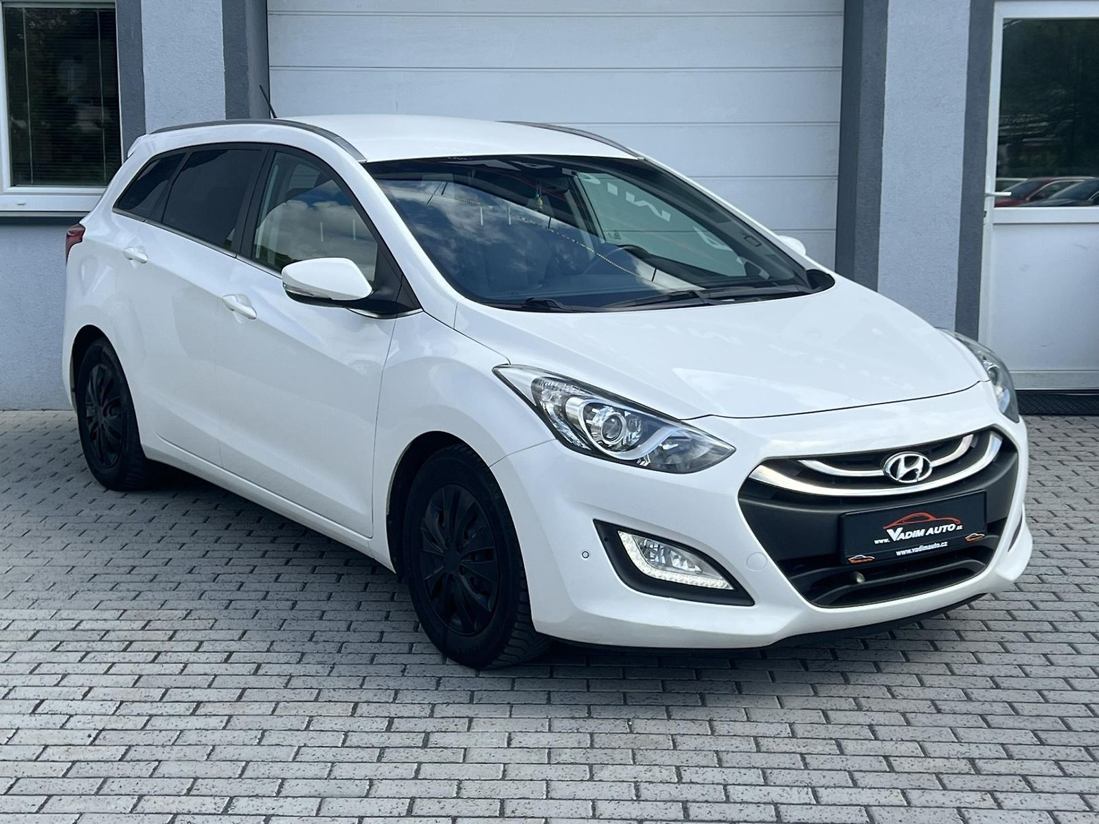 Hyundai i30 1.6CRDi 81kW STYLE ČR NOVÉ