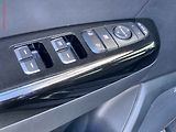 Kia Sportage (2018) 1.6 GDi, Navi, kamera, kůže - náhled 11